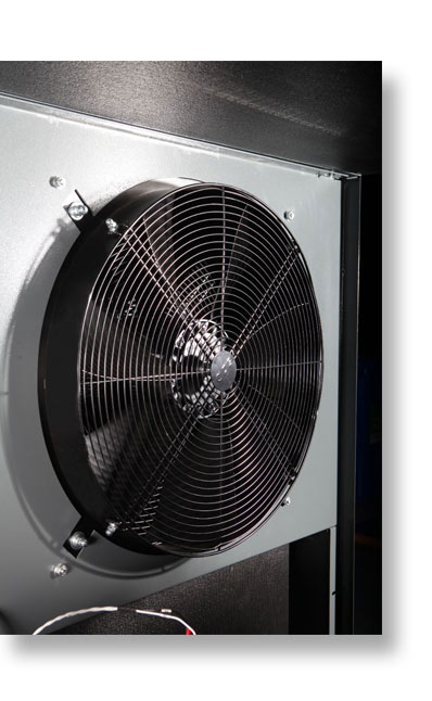 Классический охлаждающий вытяжной вентилятор на компрессоре Atlas Copco ZT 75.