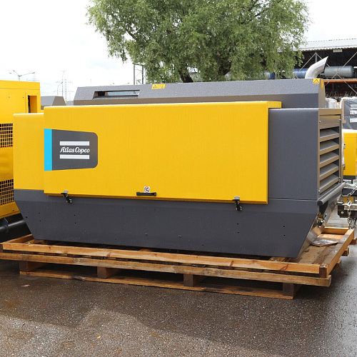 Компрессор Atlas Copco XAS 186. Дизельный, передвижной, компрессор Atlas Copco XAS 186 на шасси.