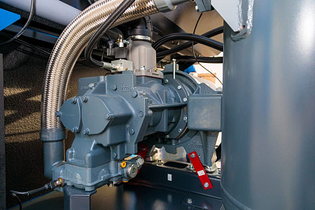 Винтовой компрессор Black Edition BE55 PM+ 12.5 бар Винтовой компрессор Black Edition BE55 PM+ 12.5 бар