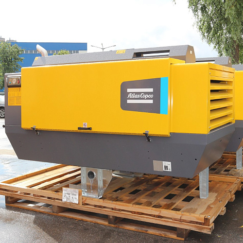 Компрессор Atlas Copco XAS 186. Дизельный, передвижной, компрессор Atlas Copco XAS 186 на шасси.
