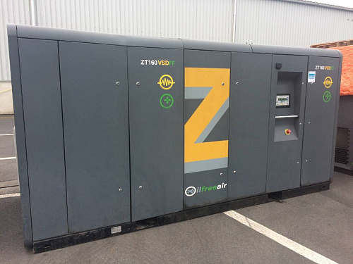 Atlas Copco ZT 160 VSD - 8.6 FF (iMD). Компрессор Atlas Copco ZT 160 VSD - 8.6 FF (iMD) с воздушным охлаждением.